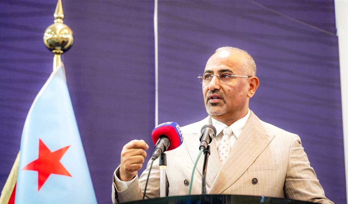 الرئيس القائد عيدروس