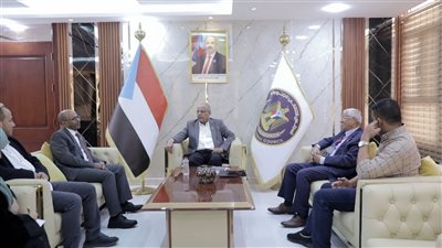 الكثيري يناقش مع الائتلاف الجنوبي استعدادات الجولة القادمة من الحوار