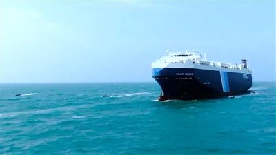 وكالة عالمية: إيران تزود الحوثيين بالمعلومات الاستخبارية لاستهداف السفن