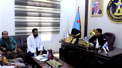 المحمدي يطلع على أوضاع مستشفى ابن سيناء في المكلا