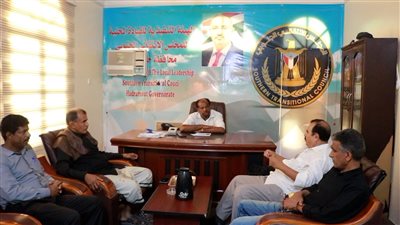 انتقالي حضرموت يناقش الوضع الاقتصادي الجنوبي