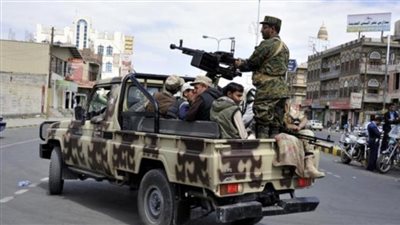 مليشيا الحوثي تختطف ضباطاً قدامى لرفضهم الانصياع لها 