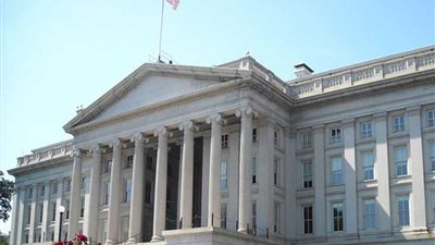 واشنطن تفرض عقوبات على شركات تسهّل شحن السلع من إيران للحوثيين