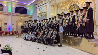 معهد أمين ناشر للعلوم الصحية بعدن يحتفي بتخرج الدفعة الـ 25 من قسم التخدير