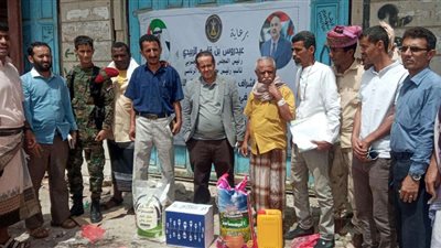  انتقالي لحج يدشن توزيع السلال الغذائية على الأسر المحتاجة بالمحافظة