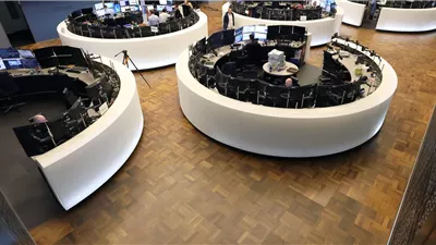 للمرة الثامنة على التوالي.. أسهم أوروبا تسجل مكاسب أسبوعية