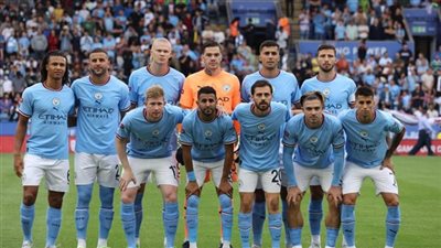 أستون فيلا وكريستال بالاس يمنحان السيتي صدارة الدوري الإنجليزي