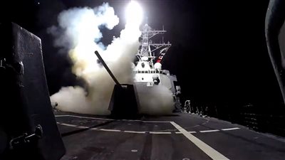 الجيش الأميركي يعلن إحباط هجوم حوثي على سفينة في خليج عدن