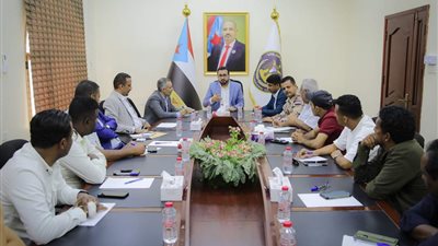 رئيس الهيئة الوطنية يلتقي مديري ادارات الإعلام والثقافة بمحافظات الجنوب