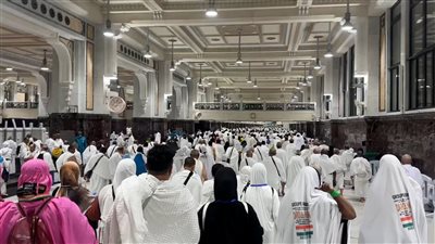 حجاج بلادنا يشرعون في أداء أول مناسك الحج 