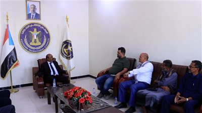 رئيس انتقالي شبوة يبحث تحضيرات انعقاد الدورة الثانية للجمعية الوطنية 