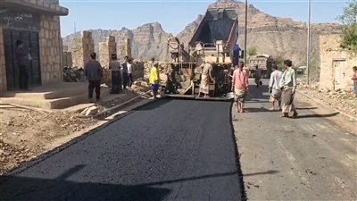 انطلاق المرحلة الثانية من أعمال الأسفلت لطريق الصحى الكربة في لحج 