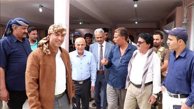 رئيس تنفيذية انتقالي الضالع يتفقد سير العمل في مستشفى الشهداء الثلاثة بمديرية الشعيب