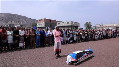 بموكب مهيب.. الجنوب يودع شاعر الثورة فضل ناجي 