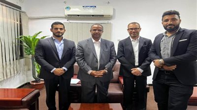 الوزير الزعوري يدعو أطباء العالم الفرنسية الى تقديم خدماتهم للمناطق النائية 