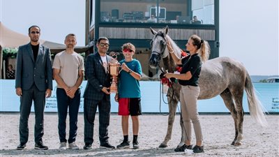 «أسباجليتا إم» بطلة المهرات في كأس الإمارات العالمي للخيول بالتشيك