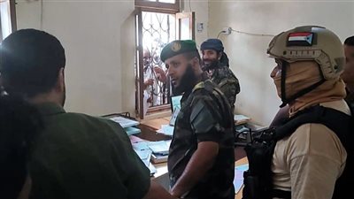 وحدة حماية الأراضي توقف استحداث بسوق القات في الممدارة بالعاصمة عدن