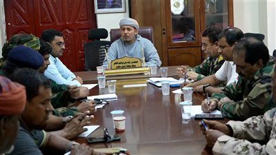 اللجنة الأمنية في سقطرى تناقش الجوانب الأمنية والعسكرية بالأرخبيل 