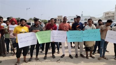 احتجاجًا على ارتفاع الرسوم والمواصلات.. جامعيو حضرموت يعلنون الإضراب الشامل