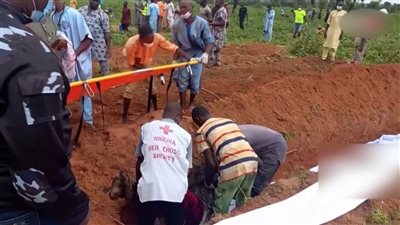 مصرع 48 شخصًا بانفجار شاحنة وقود في نيجيريا