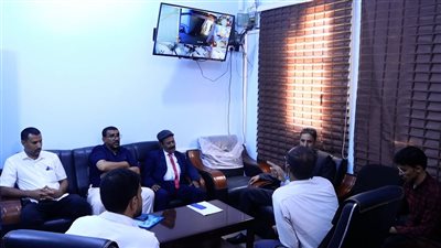 الجبواني ولحمر يتفقدان المركز الوطني للمختبرات المركزية ومركز العزل الصحي بشبوة 