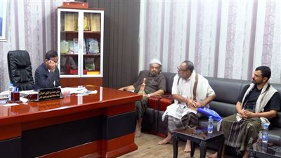 المحافظ بن الوزير يشيد بجهود حلف قبائل شبوة في إصلاح ذات البين 