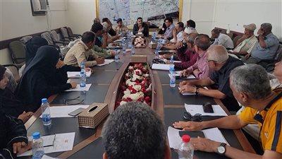 مدير عام المنصورة يناقش التقريرين الأمني والقانوني