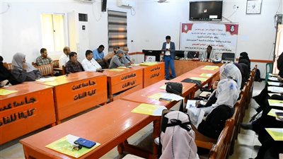 واقع الترجمة في الوطن العربي في ندوة علمية بكلية اللغات بجامعة عدن