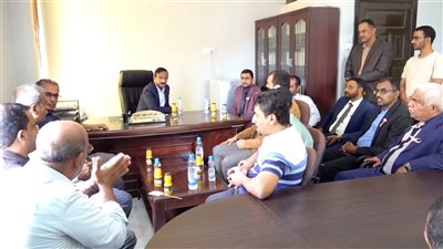 محافظ شبوة يثمن دعم مؤسسة خليفة للقطاع الصحي بالمحافظة