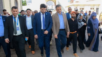 لملس يدشن مبادرة مدارس خضراء بمدرسة عقبه بن نافع بمديرية صيرة بعدن