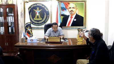 انتقالي لحج يؤكد دعمه لمكتب المغتربين في المحافظة 