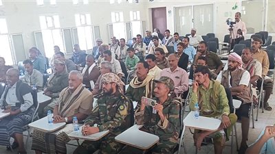 ندوة سياسية لرفع الوعي بين أوساط المجتمع بمديرية بيحان