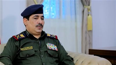 إيقاف وزير الداخلية لنظام البطاقة الذكية بعدن يثير استنكاراً رسمياً وشعبياً واسعاً 