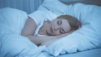 قلة النوم في المستقبل.. تحول مرعب بملامح البشر