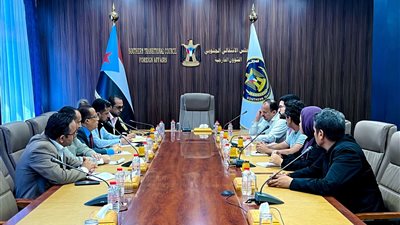 الخُبجي يستقبل وفد منظمة 