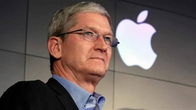 تيم كوك معجب بـ 