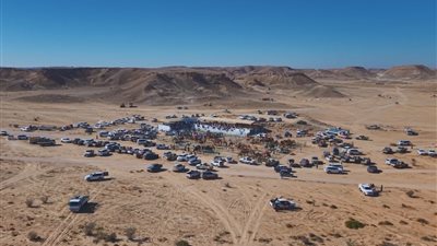 مشاركون يشيدون بدور الشيخ باكريت ويؤكدون أن «مهرجان المزاينة» يكرّس ثقافة الاعتزاز بالتراث