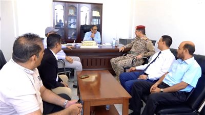 أمين محلي شبوة يدشن عملية القبول والتسجيل في جامعة شبوة 