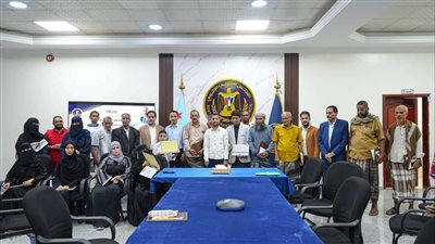 الأمانة العامة تكرم المعلمين المتميزين والطلاب المبتكرين في محافظة لحج