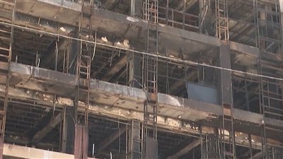 العراق.. حريق كارثي في مركز تجاري يودي بحياة 69 شخصاً