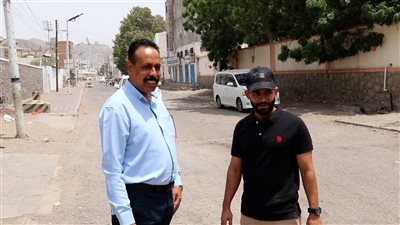 رئيس صندوق صيانة الطرق يتفقد شبكة الطرق الفرعية في مديرية صيرة