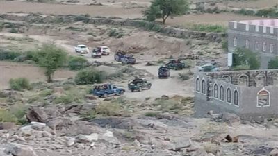 مصرع قيادي حوثي وإصابة العشرات باشتباكات مع أبناء منطقة الحفرة بالبيضاء