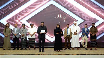تأهل 8 شعراء إلى المرحلة ما قبل النهائية في مسابقة أمير الشعراء