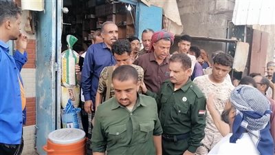 انتقالي ردفان ينفذ حملة لضبط أسعار المواد الغذائية في الحبيلين