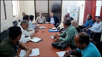 اجتماع بالعاصمة عدن يناقش آلية ضبط أسعار الأدوية والمستلزمات الطبية