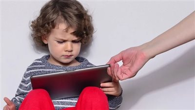 دراسة حديثة تكشف ما تفعله الشاشات بـ