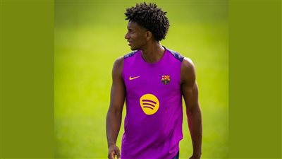 برشلونة يعلن إصابة لاعبه بالدي دون تحديد مدة غيابه 