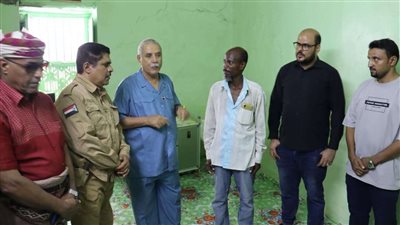 المحامي الشعيبي والعميد المحمدي يزوران أسرة أول شهيد بالحراك الجنوبي بحضرموت 