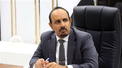 محافظ حضرموت يوجه باعتماد مشروع شق وسفلتت طريق الضليعة عتود