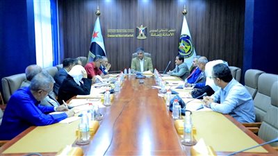 الأمانة العامة تناقش المشهد السياسي وتدين الحملات ضد الكوادر الإعلامية